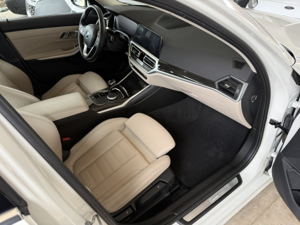 BMW 320 d xDrive slo 1. lastnik